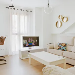 Caleta Homes - Pompidou Apartament