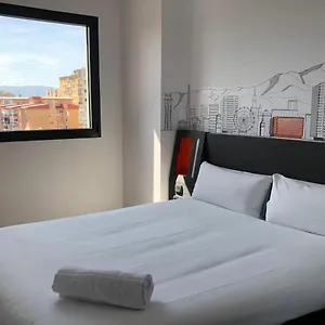 Konukevi Easyhotel Centre